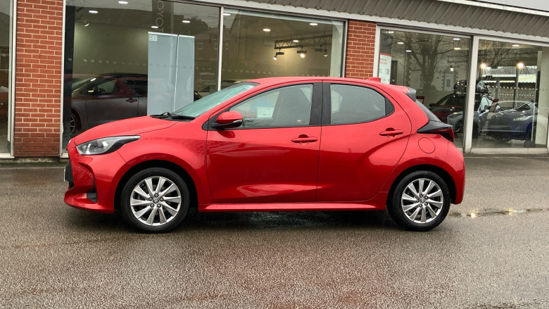 Toyota Yaris 1.5 Hybrid Icon 5dr CVT Hybrid Hatchback